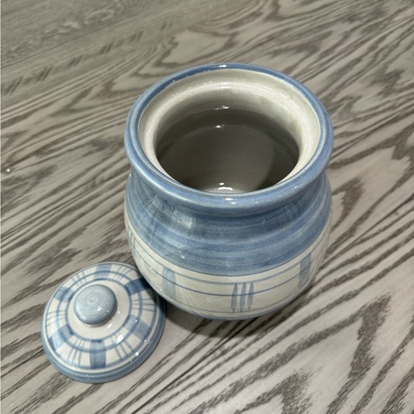 Louisville Stoneware Gaggle of Geese Blue Gingham Cookie Jar - Picture 4 of 4